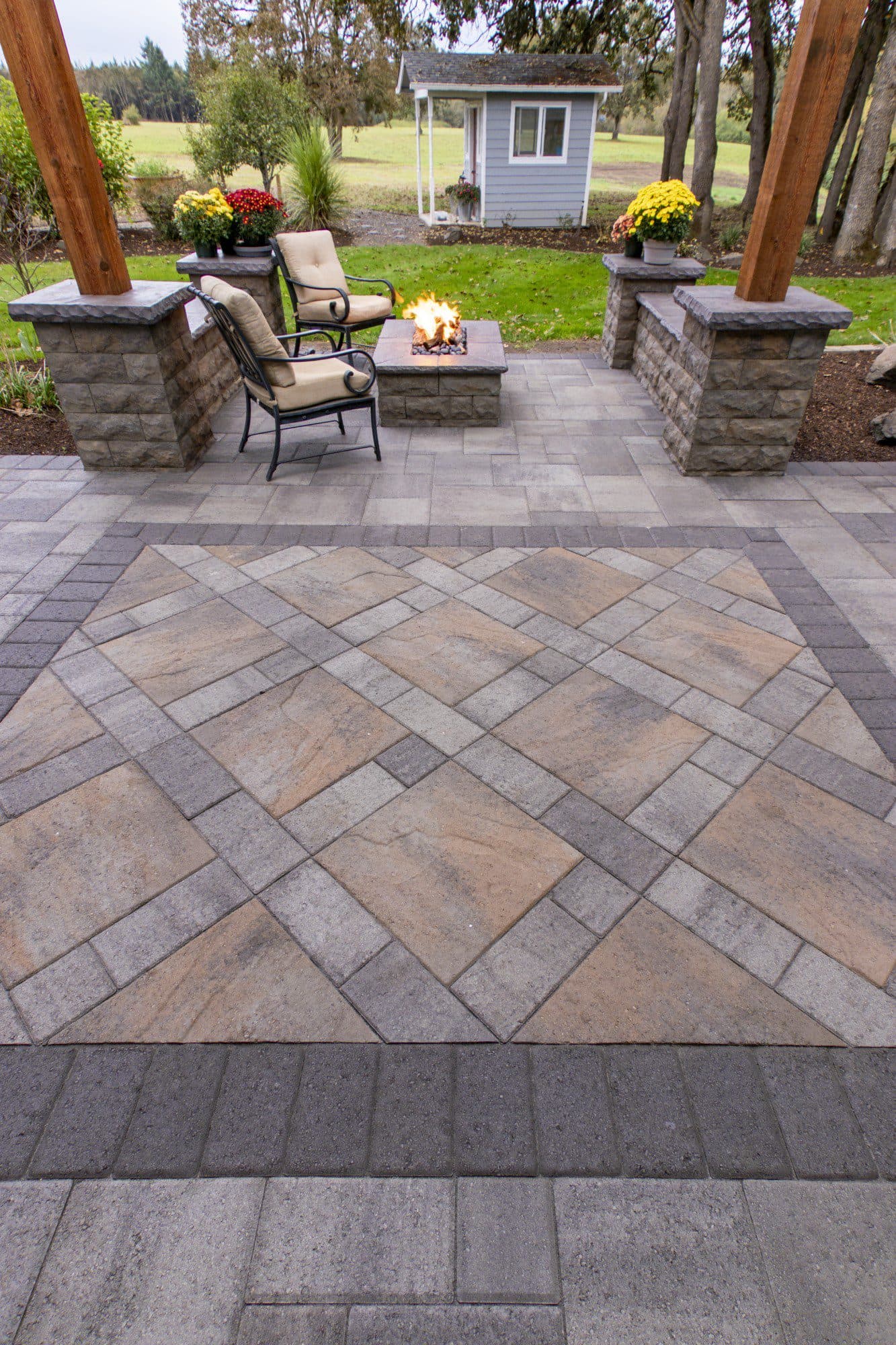 Paver Colors and Styles: How to Choose For Your Home