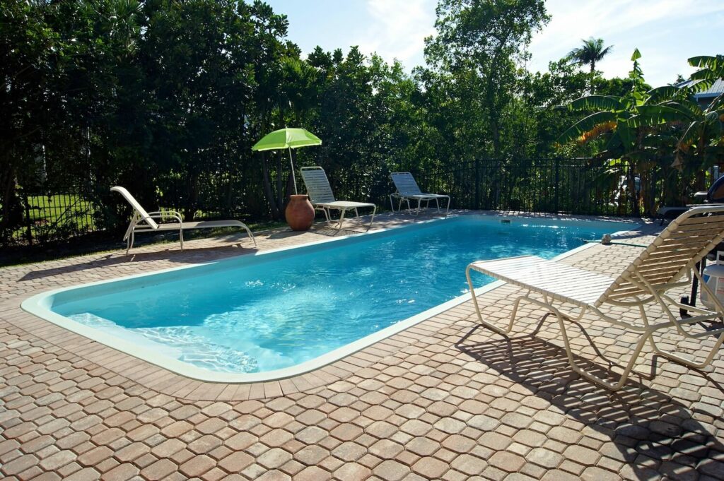 Why Your Pool Deck Should Be Made of Brick Pavers