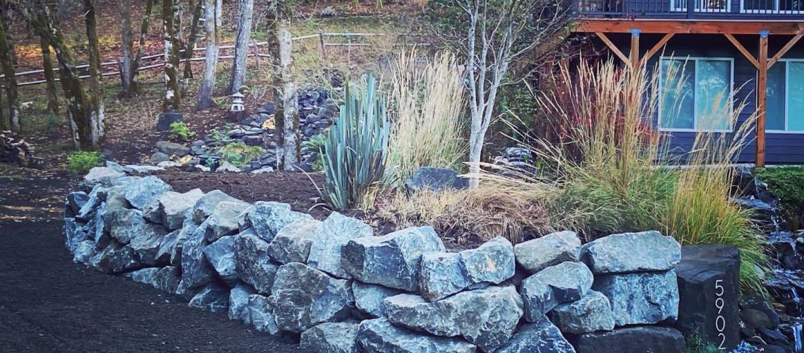 retaining wall installation services in Keizer, Oregon